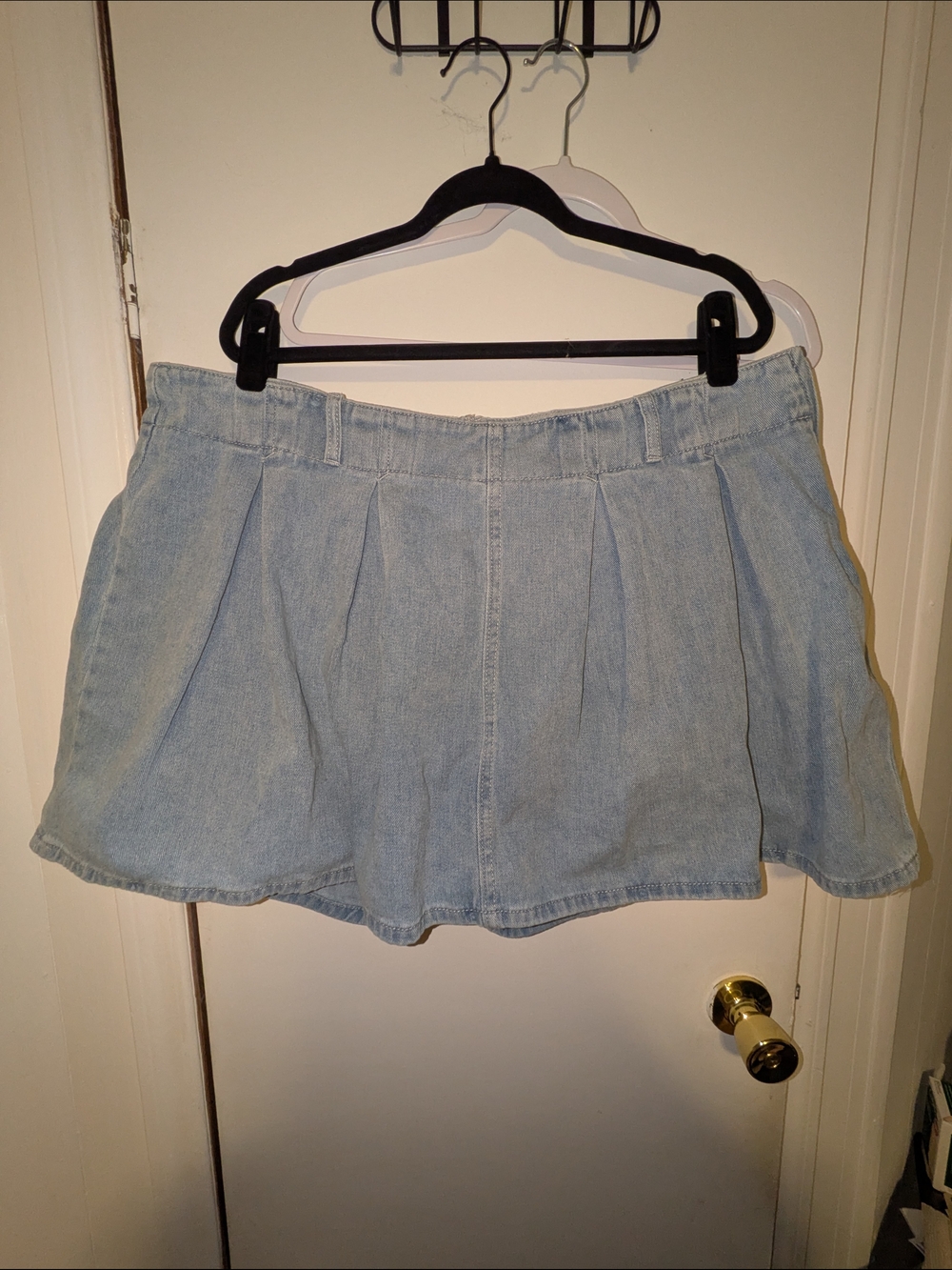 ARULA Light Blue Denim Pleated Skort